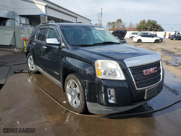 2013 GMC Terrain SLT with VIN 2GKFLVE34D6422579, listed as a Copart auction lot 46781385 with 132,901 mi miles and Salvage Title. Bid and sale history available at carsss.com. Image 4.