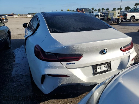 2024 BMW 8 Series M850i with VIN WBAGV8C06RCR92096, listed as a Copart auction lot 75088224 with 0 mi miles and Non Repairable. Bid and sale history available at carsss.com. Image 6.
