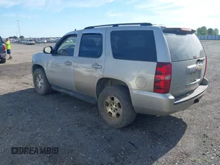 2007 Chevrolet Tahoe LT with VIN 1GNFK13087R165703, listed as a IAAI auction lot 42370222 with 150,014 mi miles and . Bid and sale history available at DreamBid. Image 3.