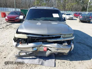 2003 Chevrolet Tahoe LS with VIN 1GNEK13Z03J294201, listed as a IAAI auction lot 41656836 with 302,922 mi miles. Bid and sale history available at carsss.com. Image 6.