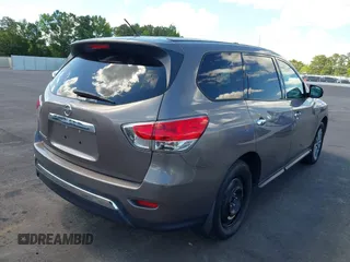 2014 Nissan Pathfinder S z VIN 5N1AR2MNXEC613921, wystawiony jako IAAI lot #42346119 z przebiegiem 163 490 mil mil oraz . Historia ofert i sprzedaży dostępna na DreamBid. Obrazek 4.