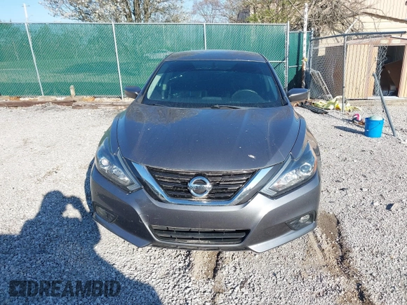 2018 Nissan Altima 2.5 SR with VIN 1N4AL3AP7JC240029, listed as a IAAI auction lot 41883209 with 77,190 mi miles. Bid and sale history available at carsss.com. Image 12.