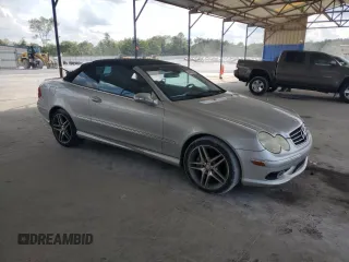 2005 Mercedes-Benz CLK 500 with VIN WDBTK75J15F134472, listed as a Copart auction lot 68851484 with 121,031 mi miles and Clean Title. Bid and sale history available at DreamBid. Image 4.
