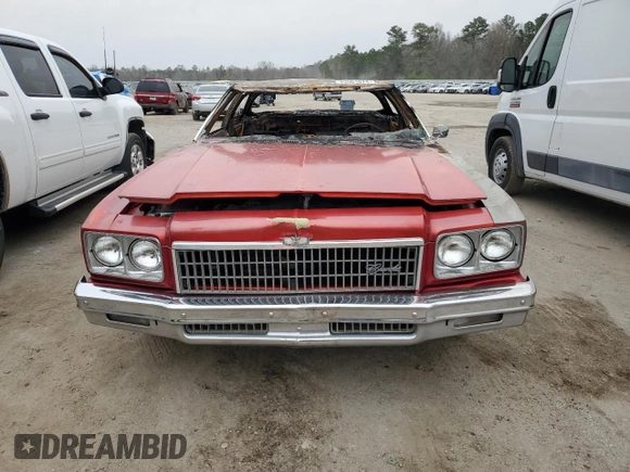 1975 Chevrolet Caprice z VIN 1N47H5J201330, wystawiony jako Copart lot #66966454 z przebiegiem Nie podano mil oraz Szkoda całkowita • Salvage title. Historia ofert i sprzedaży dostępna na DreamBid. Obrazek 5.