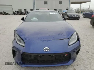 2024 Toyota GR86 Premium with VIN JF1ZNBE1XR8756817, listed as a Copart auction lot 82436794 with 6,307 mi miles and Salvage Title. Bid and sale history available at carsss.com. Image 5.