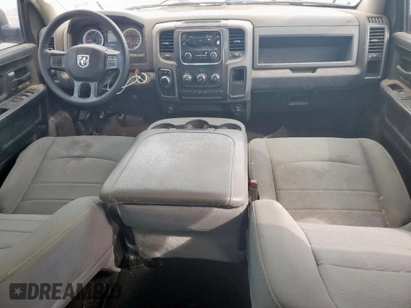 2020 Ram 1500 Tradesman z VIN 1C6RR6FT5LS147643, wystawiony jako Copart lot #60972105 z przebiegiem 211 743 mil mil oraz Czysty tytuł • Clean title. Historia ofert i sprzedaży dostępna na DreamBid. Obrazek 8.