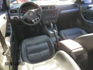 2014 Volkswagen Jetta Sedan SE w/Connectivity with VIN 3VWD07AJ3EM354078, listed as a Copart auction lot 44766995 with 137,117 mi miles and Clean Title. Bid and sale history available at carsss.com. Image 8.