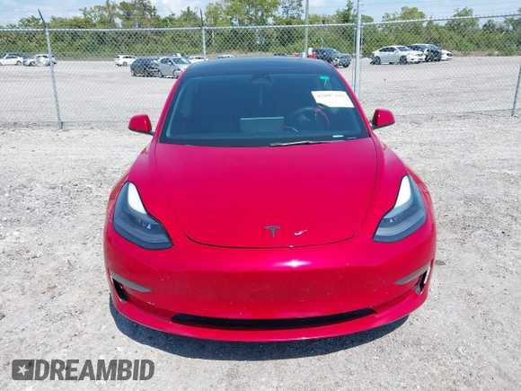 2022 Tesla Model 3 with VIN 5YJ3E1EA7NF152114, listed as a IAAI auction lot 42097399 with 96,726 mi miles. Bid and sale history available at carsss.com. Image 13.