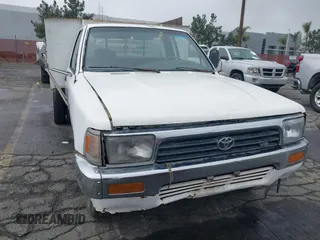 1989 Toyota Pickup with VIN JT4VN82N5K5001276, listed as a IAAI auction lot 41505552 with 196,949 mi miles and . Bid and sale history available at DreamBid. Image 6.