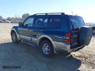 2002 Mitsubishi Montero LTD with VIN JA4MW51R82J015332, listed as a IAAI auction lot 41674487 with 177,560 mi miles. Bid and sale history available at carsss.com. Image 3.