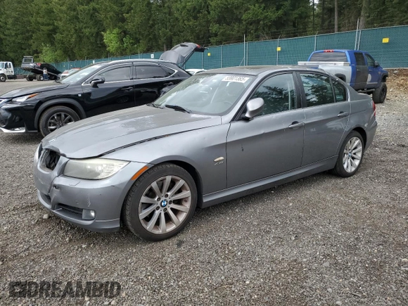 2011 BMW 3 Series 328i xDrive z VIN WBAPK7G54BNN86823, wystawiony jako Copart lot #55801365 z przebiegiem 149 328 mil mil oraz Szkoda całkowita • Salvage title. Historia ofert i sprzedaży dostępna na DreamBid. Obrazek 1.