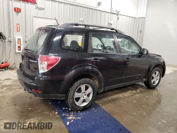 2010 Subaru Forester 2.5X with VIN JF2SH6BC0AH911400, listed as a Copart auction lot 49685305 with 137,080 mi miles and Clean Title. Bid and sale history available at carsss.com. Image 3.