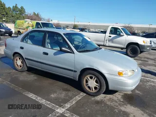 2000 Chevrolet Prizm with VIN 1Y1SK548XYZ426149, listed as a IAAI auction lot 41495791 with 127,968 mi miles. Bid and sale history available at carsss.com. Image 1.