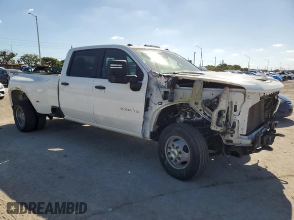 2022 Chevrolet Silverado 3500HD Work Truck with VIN 1GC4YSE78NF343400, listed as a Copart auction lot 76583984 with 111,224 mi miles and Salvage Title. Bid and sale history available at carsss.com. Image 4.