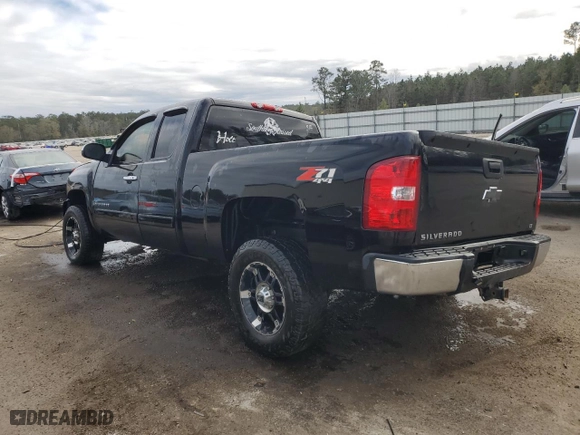 2007 Chevrolet Silverado 1500 LTZ with VIN 1GCEK19J67Z628104, listed as a Copart auction lot 86079934 with 326,182 mi miles and Salvage Title. Bid and sale history available at carsss.com. Image 2.