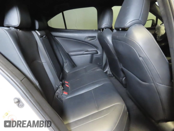 2019 Lexus UX 200 z VIN JTHY3JBH4K2014363, wystawiony jako Copart lot #58555715 z przebiegiem 92 751 mil mil oraz Szkoda całkowita • Salvage title. Historia ofert i sprzedaży dostępna na DreamBid. Obrazek 6.