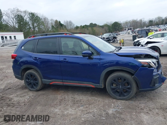 2024 Subaru Forester Sport with VIN JF2SKAEC8RH403364, listed as a IAAI auction lot 41845550 with 33,114 mi miles. Bid and sale history available at carsss.com. Image 13.