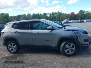 2018 Jeep Compass Latitude with VIN 3C4NJCBB1JT374446, listed as a IAAI auction lot 40536024 with 110,165 mi miles. Bid and sale history available at carsss.com. Image 13.