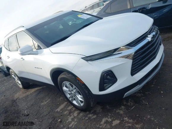 2021 Chevrolet Blazer LT with VIN 3GNKBCR45MS572360, listed as a IAAI auction lot 41468460 with 59,806 mi miles. Bid and sale history available at carsss.com. Image 1.