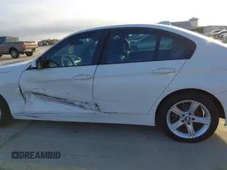 2015 BMW 3 Series 328i с VIN WBA3C1C59FK120021, выставлен на аукционе IAAI как лот 42579388 с пробегом 204 475 миль миль и . История ставок и продаж доступна на DreamBid. Изображение 14.