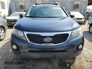 2012 Kia Sorento LX with VIN 5XYKT4A28CG259972, listed as a Copart auction lot 50072505 with 216,162 mi miles and Clean Title. Bid and sale history available at carsss.com. Image 5.