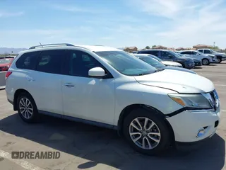 2015 Nissan Pathfinder SL with VIN 5N1AR2MN3FC721539, listed as a IAAI auction lot 42218302 with 113,384 mi miles and . Bid and sale history available at DreamBid. Image 1.