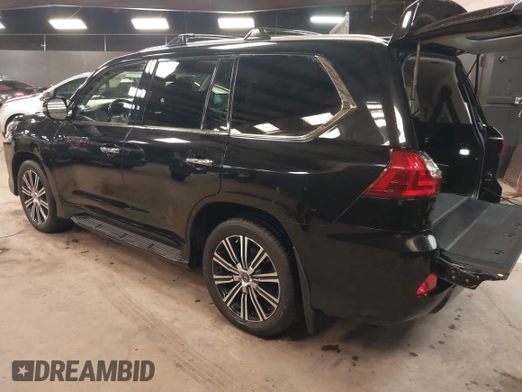2021 Lexus LX 570 z VIN JTJDY7AX0M4352294, wystawiony jako IAAI lot #42341156 z przebiegiem 18 398 mil mil oraz . Historia ofert i sprzedaży dostępna na DreamBid. Obrazek 3.