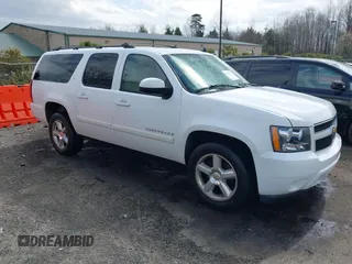 2007 Chevrolet Suburban LTZ with VIN 3GNFK16327G163077, listed as a IAAI auction lot 41807473 with 286,204 mi miles. Bid and sale history available at carsss.com. Image 1.