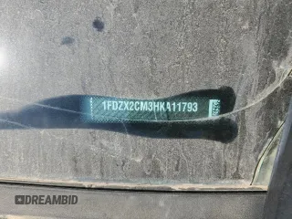 2017 Ford Transit XL z VIN 1FDZX2CM3HKA11793, wystawiony jako Copart lot #75661334 z przebiegiem 96 112 mil mil oraz Szkoda całkowita • Salvage title. Historia ofert i sprzedaży dostępna na DreamBid. Obrazek 13.