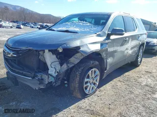 2020 Chevrolet Traverse LT Cloth with VIN 1GNEVGKW4LJ167615, listed as a IAAI auction lot 41622379 with 114,449 mi miles. Bid and sale history available at carsss.com. Image 6.