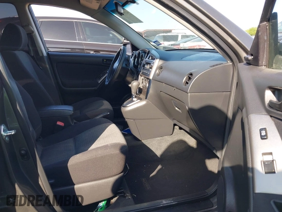 2007 Toyota Matrix STD z VIN 2T1KR32E17C641134, wystawiony jako IAAI lot #41996685 z przebiegiem 108 718 mil mil oraz . Historia ofert i sprzedaży dostępna na DreamBid. Obrazek 5.