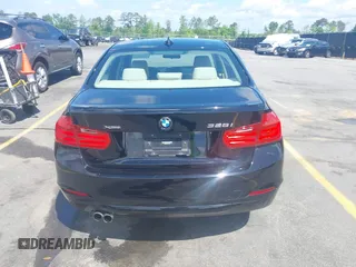 2013 BMW 3 Series 328i xDrive with VIN WBA3B5C58DF138736, listed as a IAAI auction lot 41981208 with 113,510 mi miles. Bid and sale history available at carsss.com. Image 16.