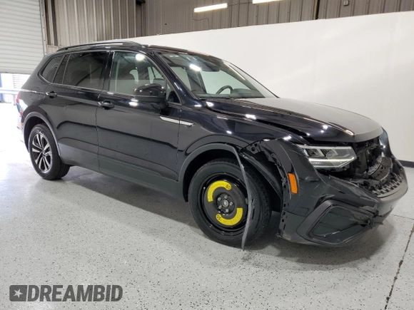 2024 Volkswagen Tiguan S with VIN 3VVRB7AX2RM211296, listed as a Copart auction lot 64245315 with 8,911 mi miles and Non repairable. Bid and sale history available at DreamBid. Image 4.