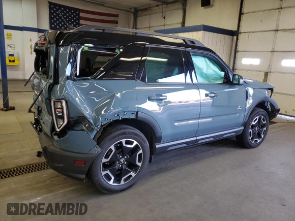 2022 Ford Bronco Sport Outer Banks z VIN 3FMCR9C60NRE06595, wystawiony jako Copart lot #49254795 z przebiegiem 20 947 mil mil oraz Szkoda całkowita • Salvage title. Historia ofert i sprzedaży dostępna na DreamBid. Obrazek 3.
