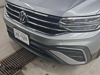 2024 Volkswagen Tiguan SE с VIN 3VV3B7AX6RM085904, выставлен на аукционе IAAI как лот 42852870 с пробегом 27 302 миль миль и . История ставок и продаж доступна на DreamBid. Изображение 7.