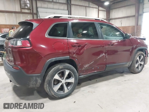 2019 Jeep Cherokee Limited z VIN 1C4PJMDX3KD352981, wystawiony jako IAAI lot #42505194 z przebiegiem 88 863 mil mil oraz . Historia ofert i sprzedaży dostępna na DreamBid. Obrazek 20.