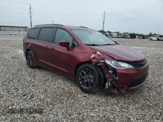 2018 Chrysler Pacifica Touring L Plus с VIN 2C4RC1EG9JR252640, выставлен на аукционе Copart как лот 57726455 с пробегом 97 841 миль миль и Списание • Salvage title. История ставок и продаж доступна на DreamBid. Изображение 4.