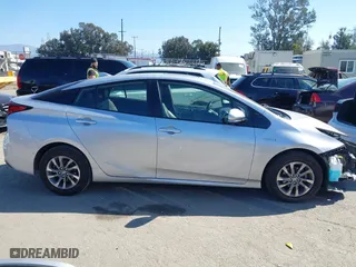 2019 Toyota Prius L Eco with VIN JTDKARFU5K3095256, listed as a IAAI auction lot 41594352 with 72,480 mi miles. Bid and sale history available at carsss.com. Image 14.