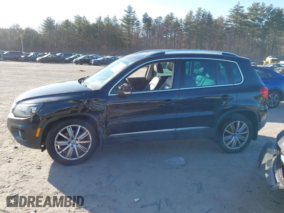 2016 Volkswagen Tiguan S z VIN WVGBV7AX9GW615535, wystawiony jako IAAI lot #41773789 z przebiegiem 137 617 mil mil oraz . Historia ofert i sprzedaży dostępna na DreamBid. Obrazek 14.