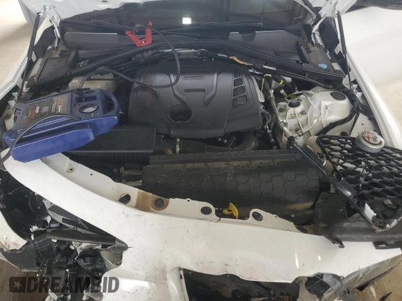 2019 Alfa Romeo Giulia Sport с VIN ZARFAMAN0K7604236, выставлен на аукционе Copart как лот 57365945 с пробегом Не указан миль и На запчасти • Non repairable. История ставок и продаж доступна на DreamBid. Изображение 11.