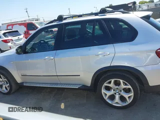 2012 BMW X5 35d with VIN 5UXZW0C58CL671141, listed as a IAAI auction lot 42644381 with 127,464 mi miles and . Bid and sale history available at DreamBid. Image 14.