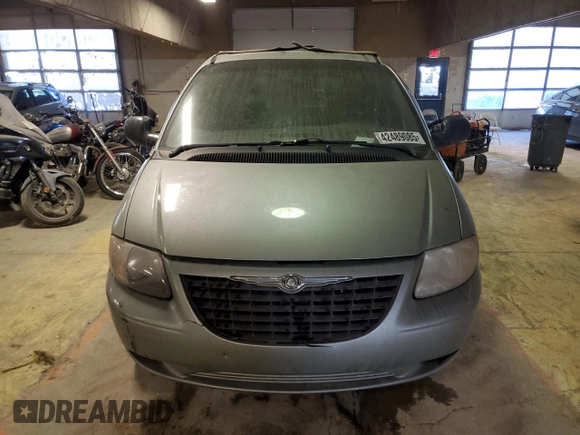 2003 Chrysler Voyager with VIN 1C4GJ25B43B115520, listed as a Copart auction lot 42489085 with 178,135 mi miles and Salvage Title. Bid and sale history available at carsss.com. Image 5.
