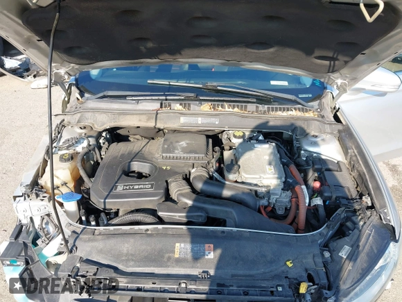 2016 Ford Fusion SE Hybrid z VIN 3FA6P0LU6GR121605, wystawiony jako IAAI lot #42651096 z przebiegiem 194 693 mil mil oraz . Historia ofert i sprzedaży dostępna na DreamBid. Obrazek 10.