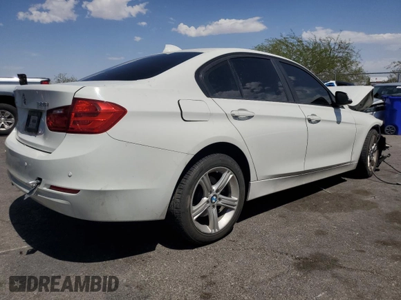 2015 BMW 3 Series 328i xDrive z VIN WBA3B5C51FF963567, wystawiony jako Copart lot #64093335 z przebiegiem 113 224 mil mil oraz Szkoda całkowita • Salvage title. Historia ofert i sprzedaży dostępna na DreamBid. Obrazek 3.