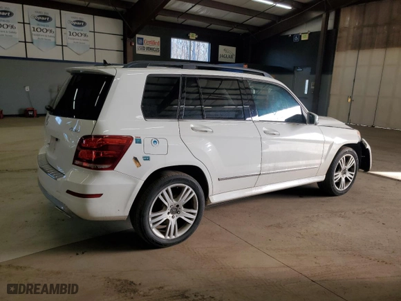 2015 Mercedes-Benz GLK-Class GLK 350 with VIN WDCGG8JB8FG423234, listed as a Copart auction lot 49585275 with 124,923 mi miles and Salvage Title. Bid and sale history available at carsss.com. Image 3.