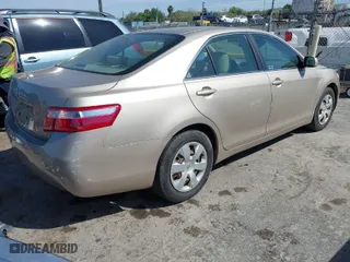2007 Toyota Camry CE with VIN 4T1BE46K97U180782, listed as a IAAI auction lot 42046103 with 171,607 mi miles. Bid and sale history available at carsss.com. Image 4.