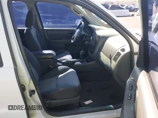 2006 Ford Escape XLS with VIN 1FMYU02Z46KA72637, listed as a IAAI auction lot 42336034 with 199,382 mi miles and . Bid and sale history available at DreamBid. Image 5.