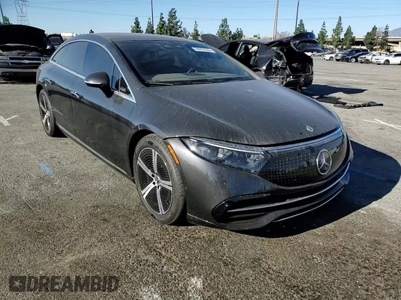 2023 Mercedes-Benz EQS 450+ z VIN W1KCG2DB7PA025603, wystawiony jako Copart lot #88893565 z przebiegiem 13 967 mil mil oraz Szkoda całkowita • Salvage title. Historia ofert i sprzedaży dostępna na DreamBid. Obrazek 12.