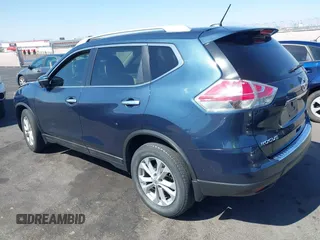 2015 Nissan Rogue SL with VIN 5N1AT2MV5FC927592, listed as a IAAI auction lot 42132041 with 174,536 mi miles and . Bid and sale history available at carsss.com. Image 3.