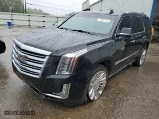 2017 Cadillac Escalade Platinum with VIN 1GYS4DKJ1HR325428, listed as a Copart auction lot 72035084 with 104,757 mi miles and Salvage Title. Bid and sale history available at carsss.com. Image 1.